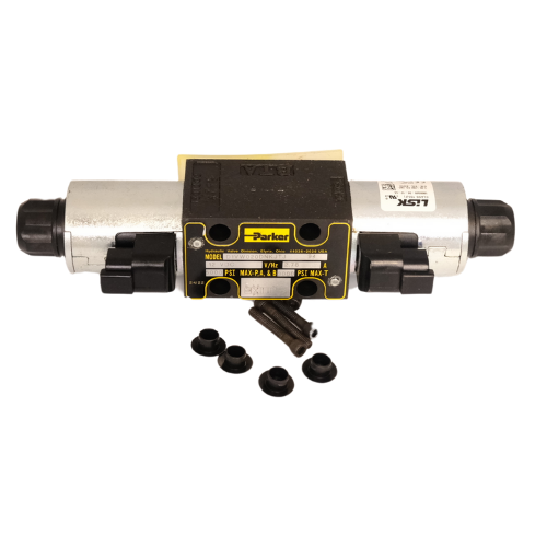 McNeilus 1372728 – Valve, Solenoid, BM D03, Deutsch Connector