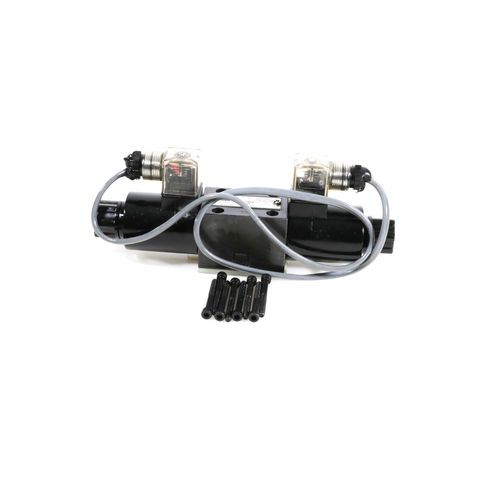 0082983 | McNeilus | VALVE,DELTA  ASSY