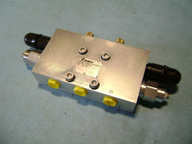 Valve - Hyd Bvf2-E2B60-G1/2-Dbd-350/350 | Weight: 23 lbs | Dimensions: 145 X 55 X 346 MM