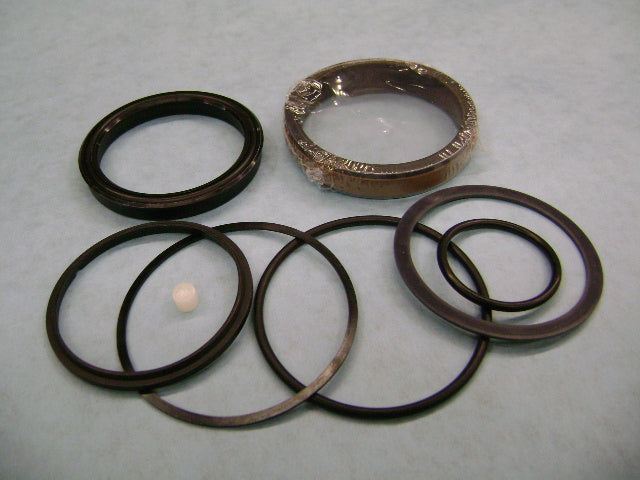 Parts - Seal Kit 33200 | Weight: 2 lbs | Dimensions: 40 X 82 X 82MM