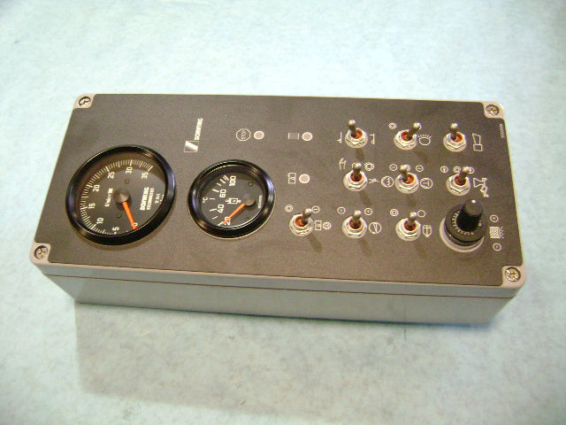 Encl - Panel, Operator Bw Kvm 24-4 | Weight: 10 lbs | Dimensions: 140X160X360MM