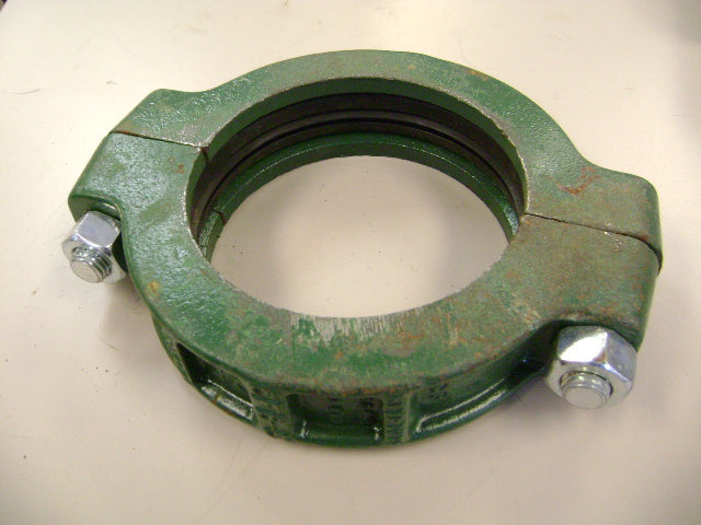 Coupling Two Bolt 5" Hevi-Duty | Weight: 15 lbs