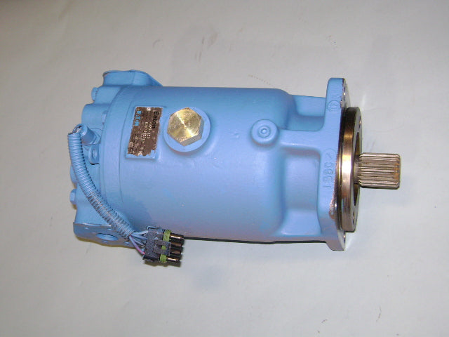 Motor - Hydraulic,Model 4633-135,W/ Quad | Weight: 74 lbs