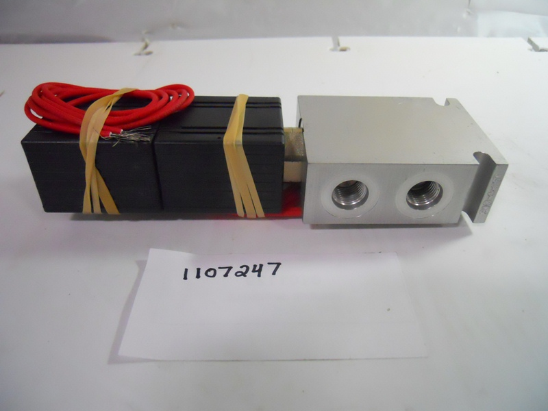 McNeilus 1107247 – Valve, Directional, Chute Swing, 3P4W